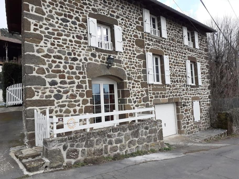 Maison Du Soleil Chez Isa Polignac  Extérieur photo
