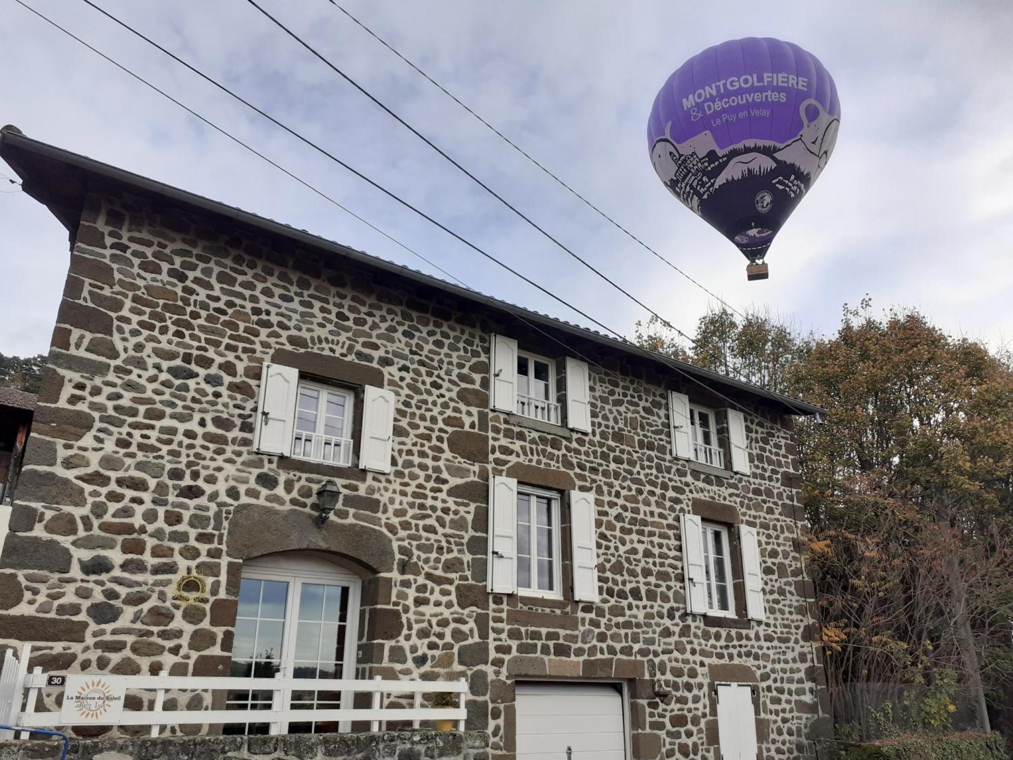 Maison Du Soleil Chez Isa Polignac  Extérieur photo